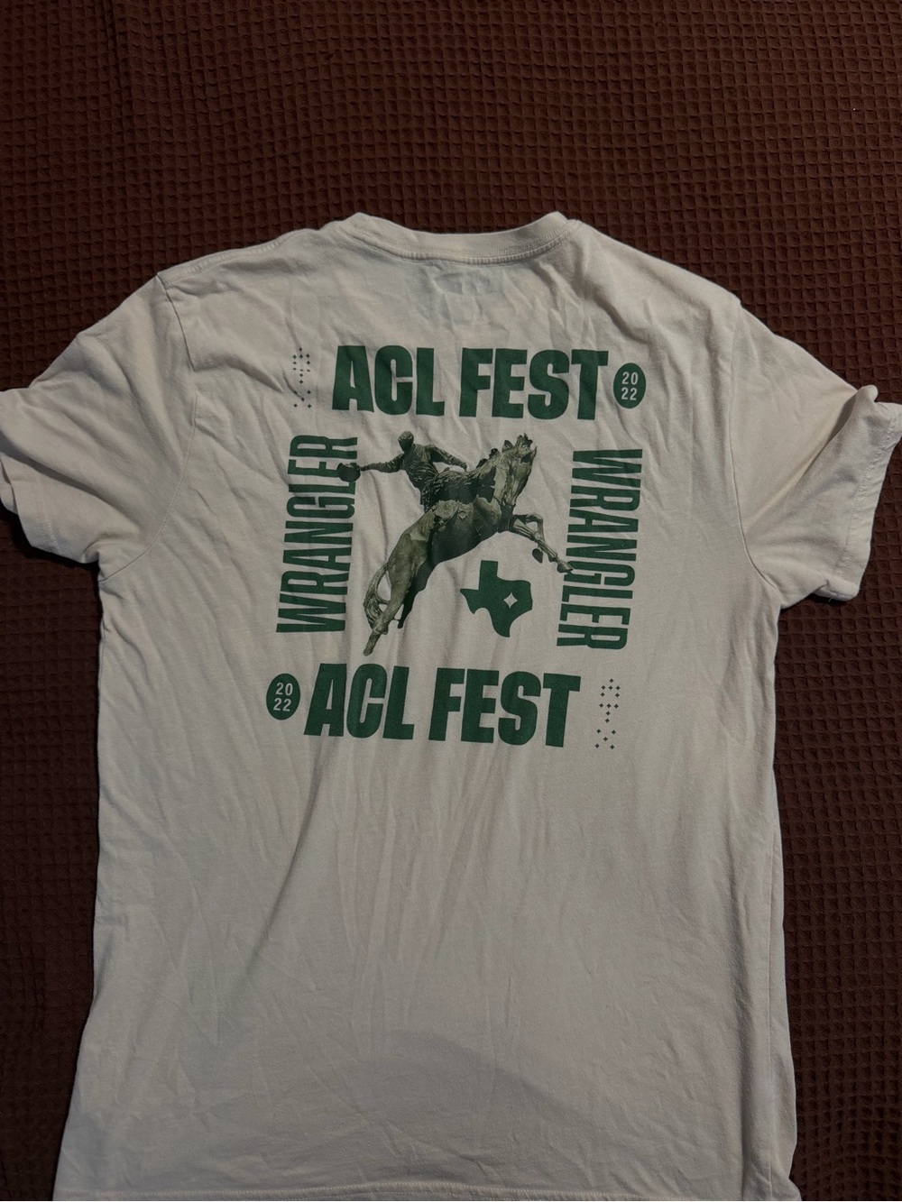 Wrangler Cream Short-Sleeve ACL Fest Graphic Tee with Green Print